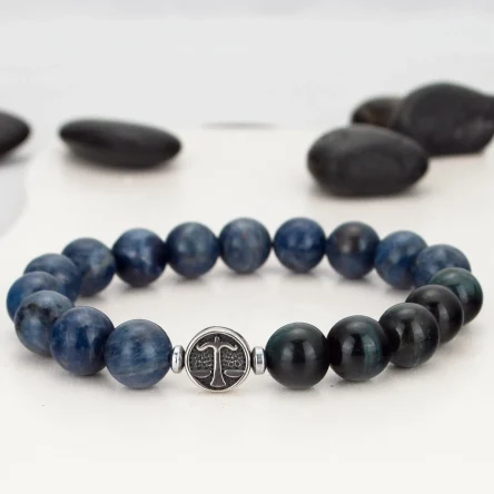Браслет зодиак Весы из натурального содалита и соколиного глаза